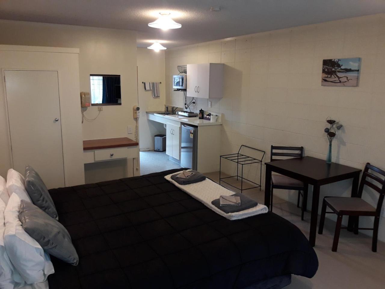 Motel Sierra Whangarei Exteriör bild
