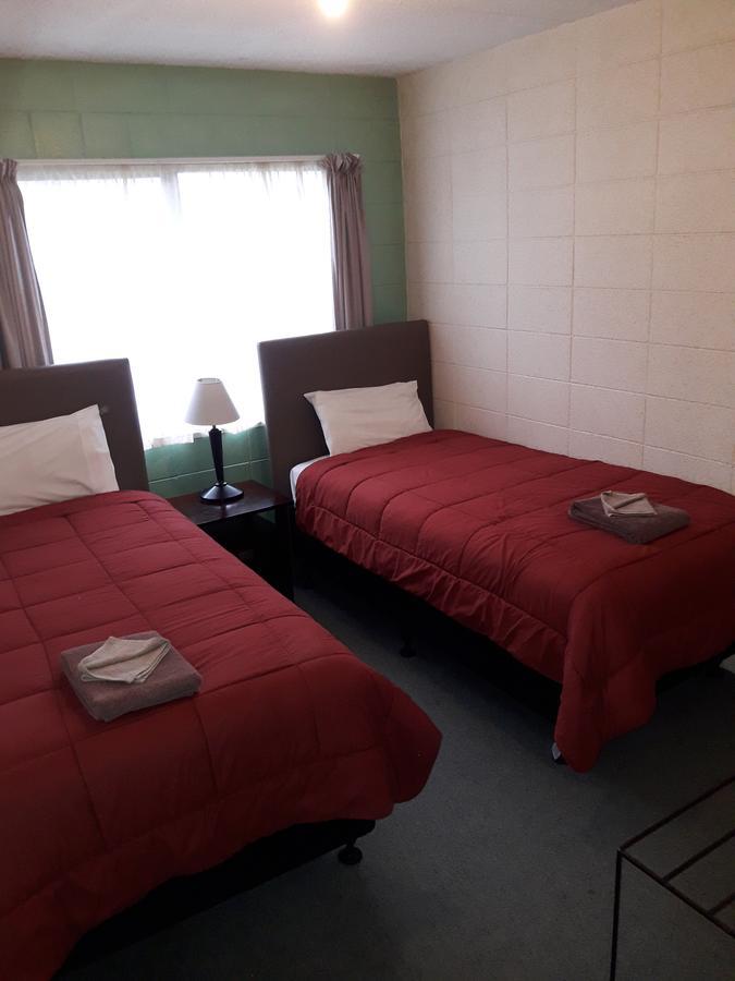 Motel Sierra Whangarei Exteriör bild
